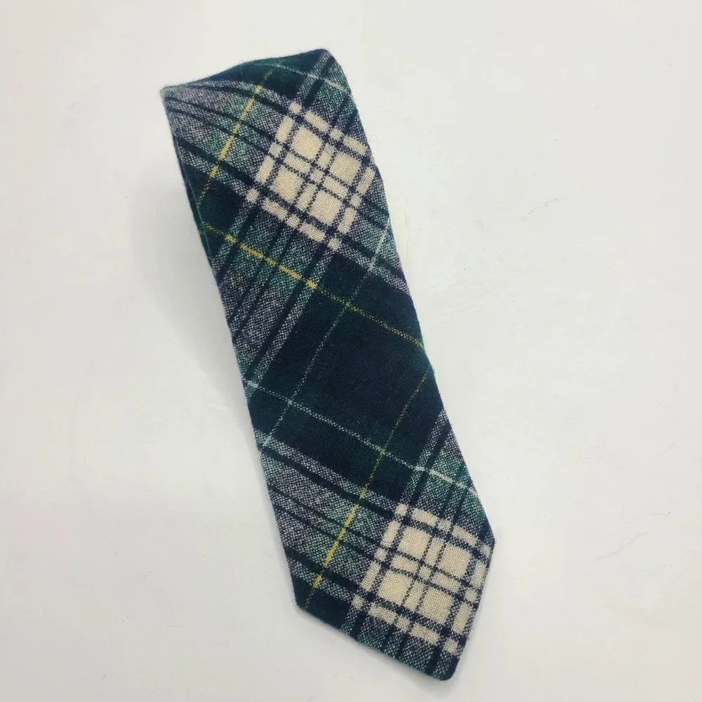 Vintage Pendleton 100% Virgin Wool Tie Mens Green Blue Tartan Plaid USA Made